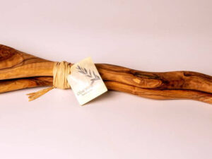 Χειροποίητα κουταλοπίρουνα από ξύλο ελιάς